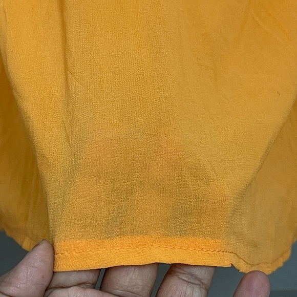 A beautiful orange strapless mini dress - Picture 5 of 6